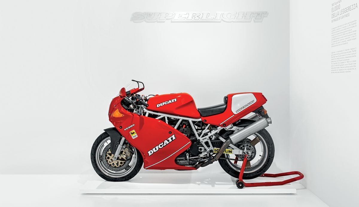 Le moto sportive di Ducati: dalla GT 750 dei primi anni Settanta alla Panigale V2